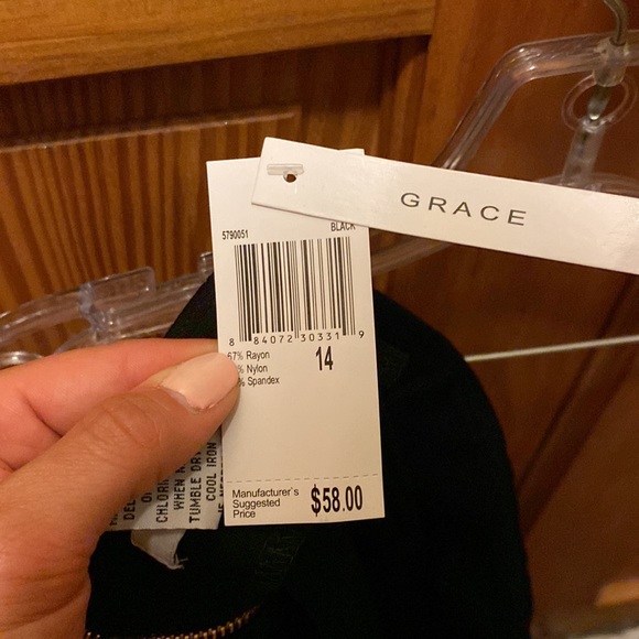 🆕 Grace Black Straight Zipper Back Skirt, Size 14 - Picture 5 of 5